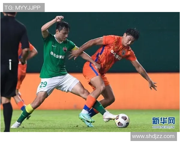 深圳足球队荣登足球团队协作排行榜第三名展现出色团队精神与实力 深圳足球队荣登足球团队协作排行榜第三名展现出色团队精神与实力